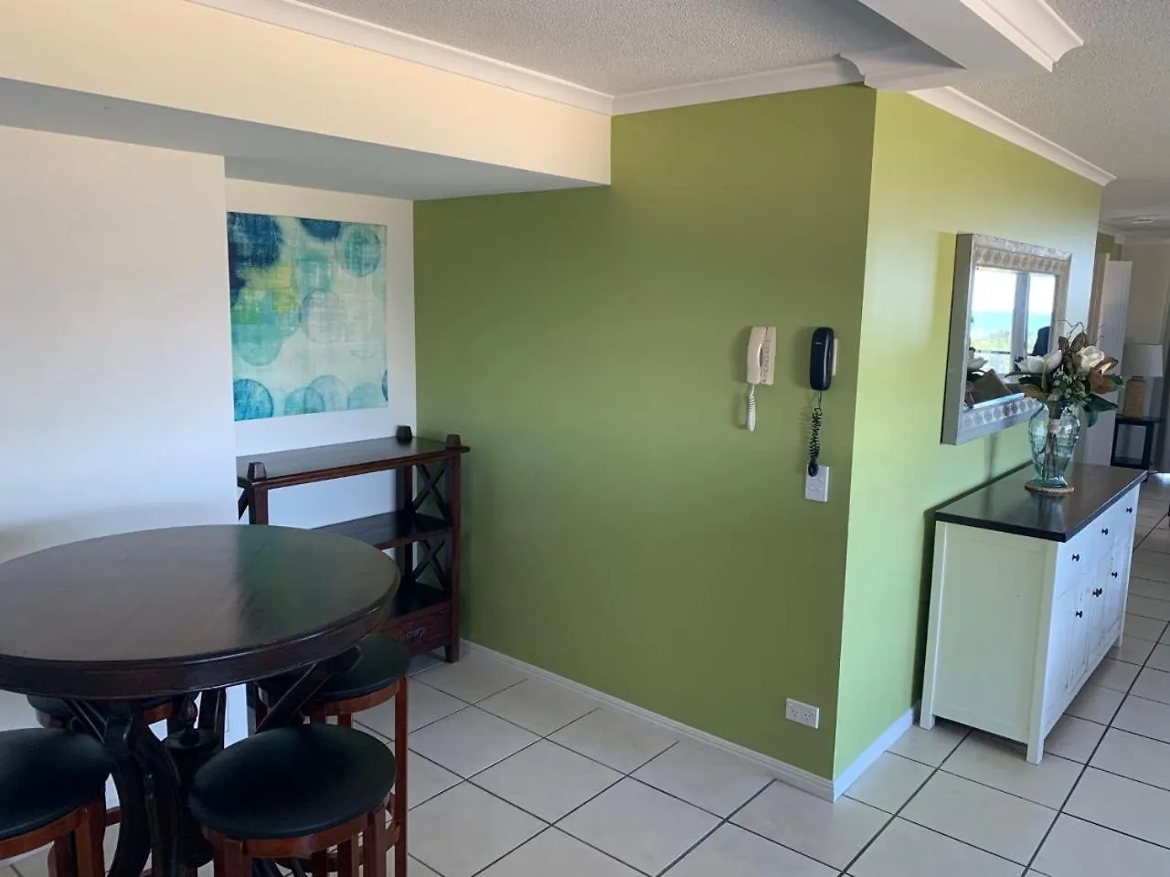 Luxury Ocean Front Apartment At The Bargara Blue Resort 0*,